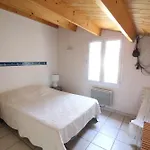 5 Pieces 10 Couchages Pierre D'oleron Spo000-1011 Villa *