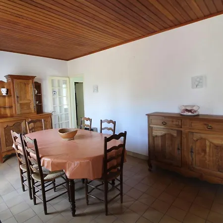 5 Pieces 10 Couchages Pierre D'oleron Spo000-1011 Villa